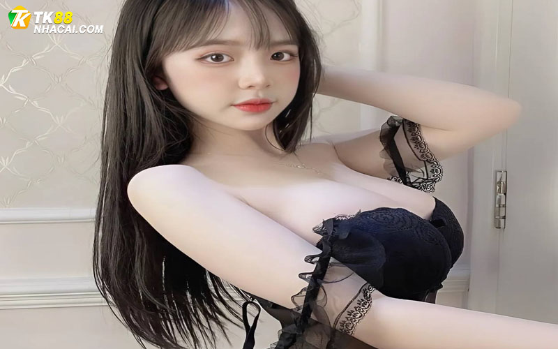 Tiểu sử của tác giả như quỳnh